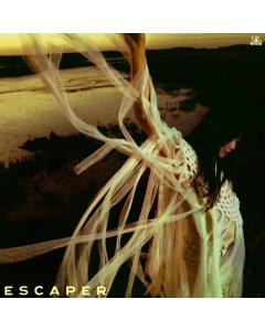 KINSLEY,SARAH - ESCAPER 