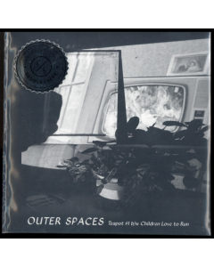 OUTER SPACES - TEAPOT #1 B/W CHILDREN LOVE TO RUN