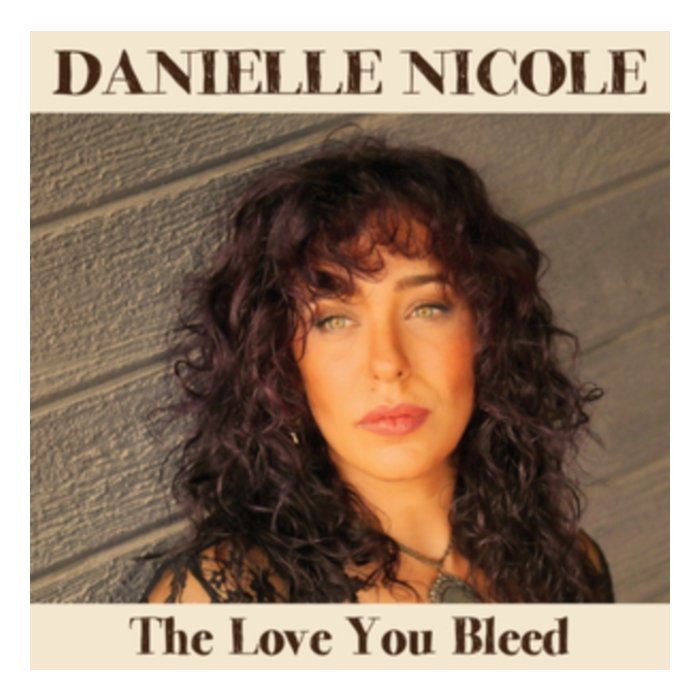 NICOLE